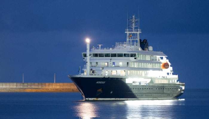 Hantavirus-hit cruise ship arrives in Spain's Canary Islands