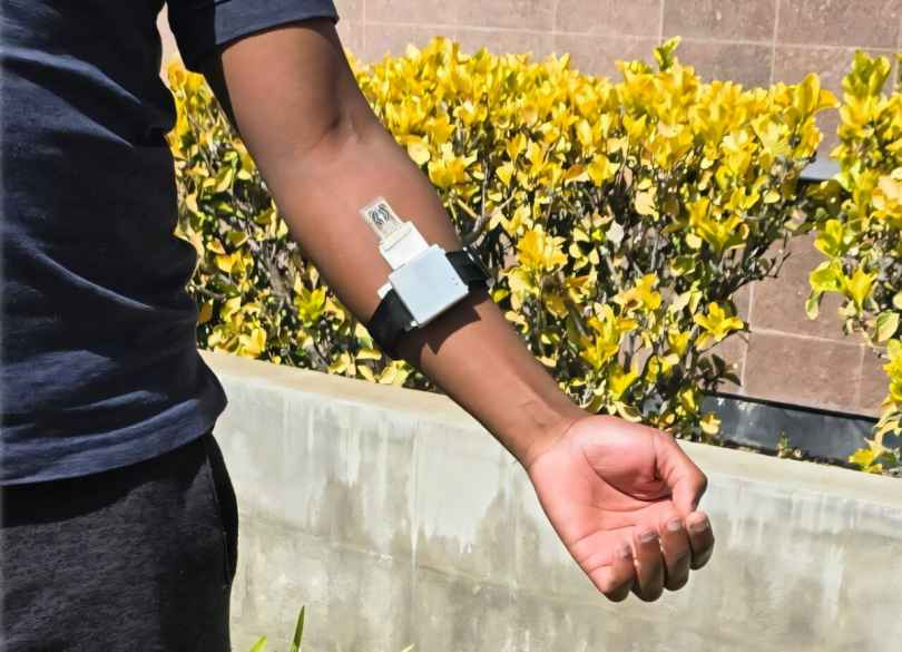 Wearable Sweat Sensor Tracks Multiple Biomarkers for 21 Days