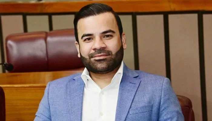 Minister Rejects Notion that 28th Amendment Would Undo 18th Amendment