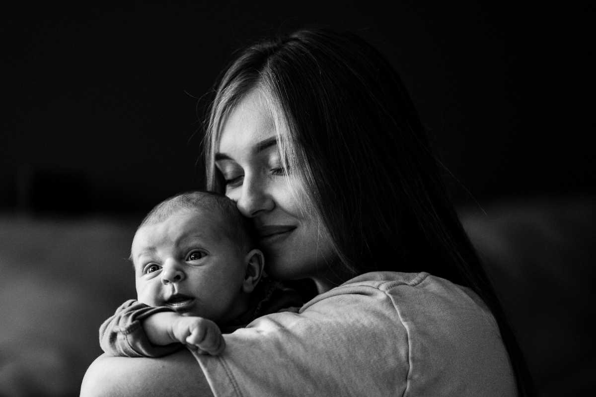 Women's Experiences Overlooked in Childbirth and Breastfeeding Research