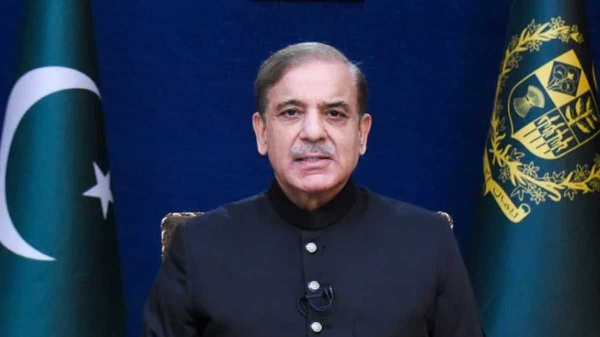 PM Expresses Grief Over Altaf Hassan Qureshi's Demise