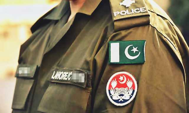 Robber Gang Busted, Three Motorcycles and Weapons Recovered