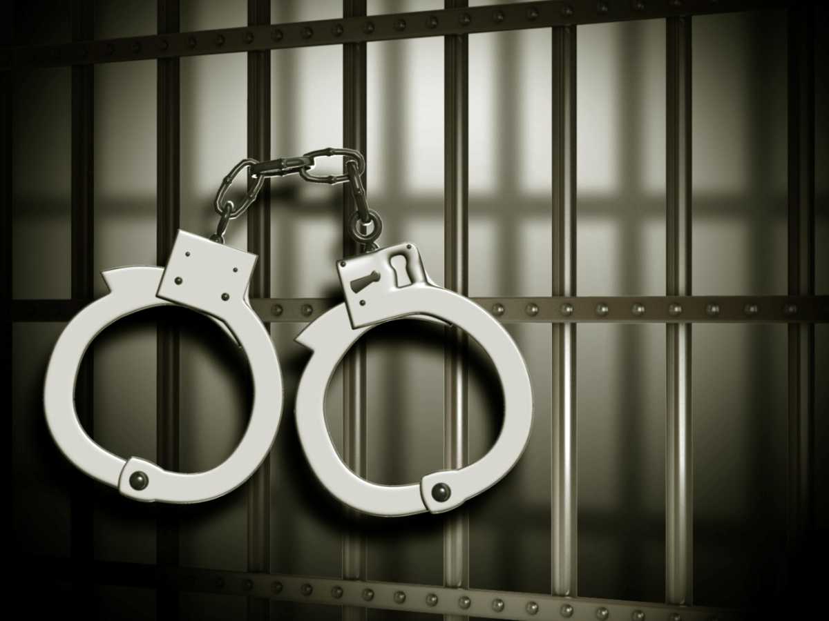 Police Arrest 11 Proclaimed Offenders