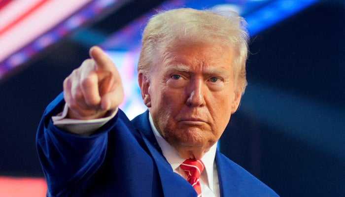 Trump Warns Iran to Accept Peace Deal Amid Stalled Talks