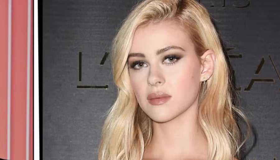 Nicola Peltz's 'Prima' Screening Emotional: Watch