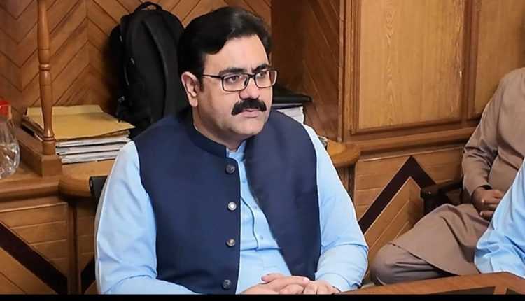 Balochistan Health Minister Condemns Quetta Train Blast, Urges Hospitals to Readiness