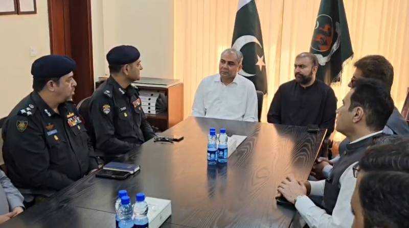 Mohsin Naqvi, Sarfraz Bugti Chair Meeting on Quetta Train Blast