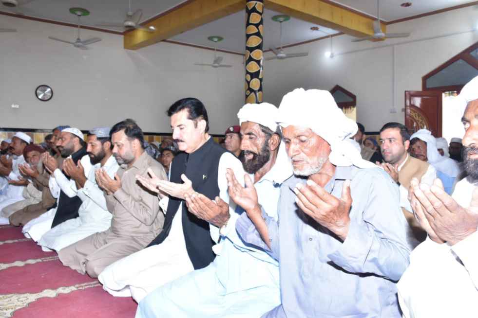 Governor Kundi Offers Eid Prayers at Native Village Kokar