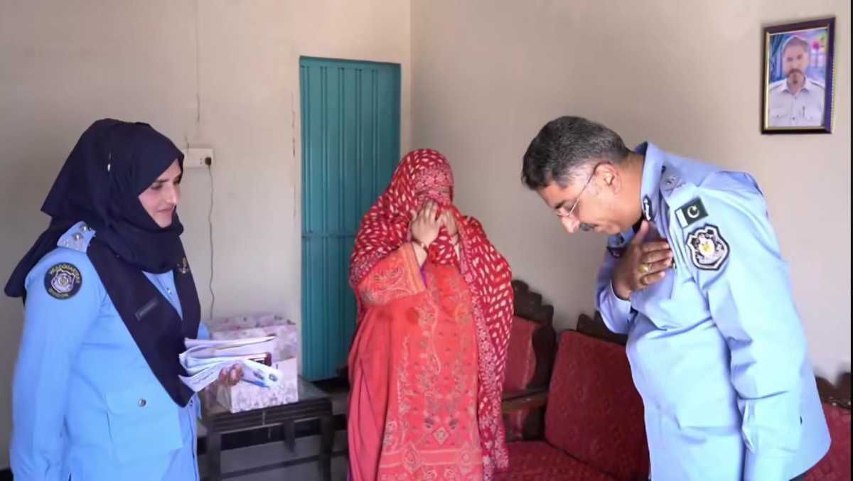 Inspector General Meets Families of Police Martyrs for Eid Celebrations