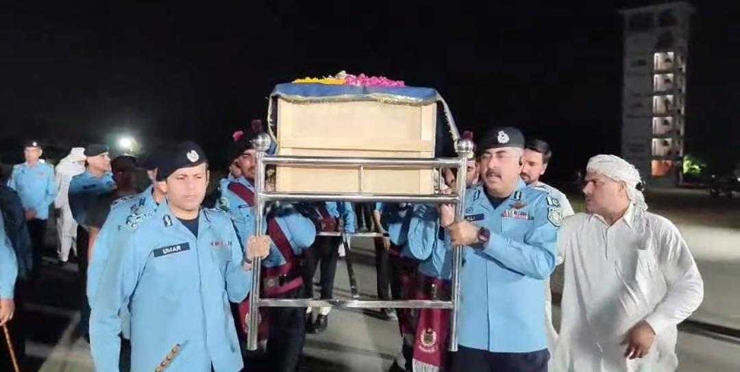 Islamabad Police Pay Tribute to Head Constable Zahid Mahmood with Full Honors After Fatal Road Accident
