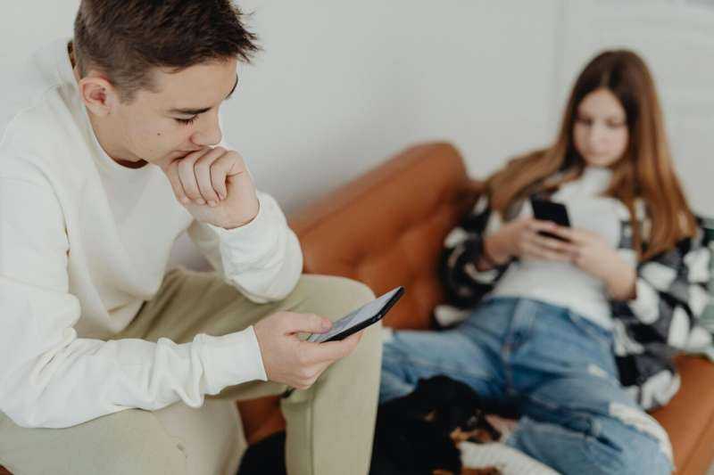 Hidden Harm Online: One in Four Vulnerable Youth Faced Abuse, Few Reported It