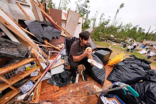 Extreme Weather Can Trigger Anxiety: How to Build a Safety Plan