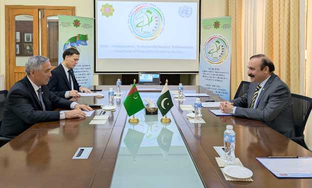 Pakistan and Turkmenistan Hold Talks to Enhance Bilateral Relations and Cooperation