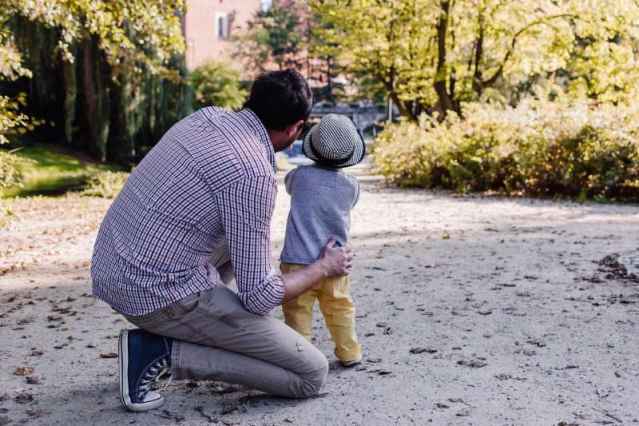 'Dad Bods' May Influence Childhood Obesity Risks, Review Suggests